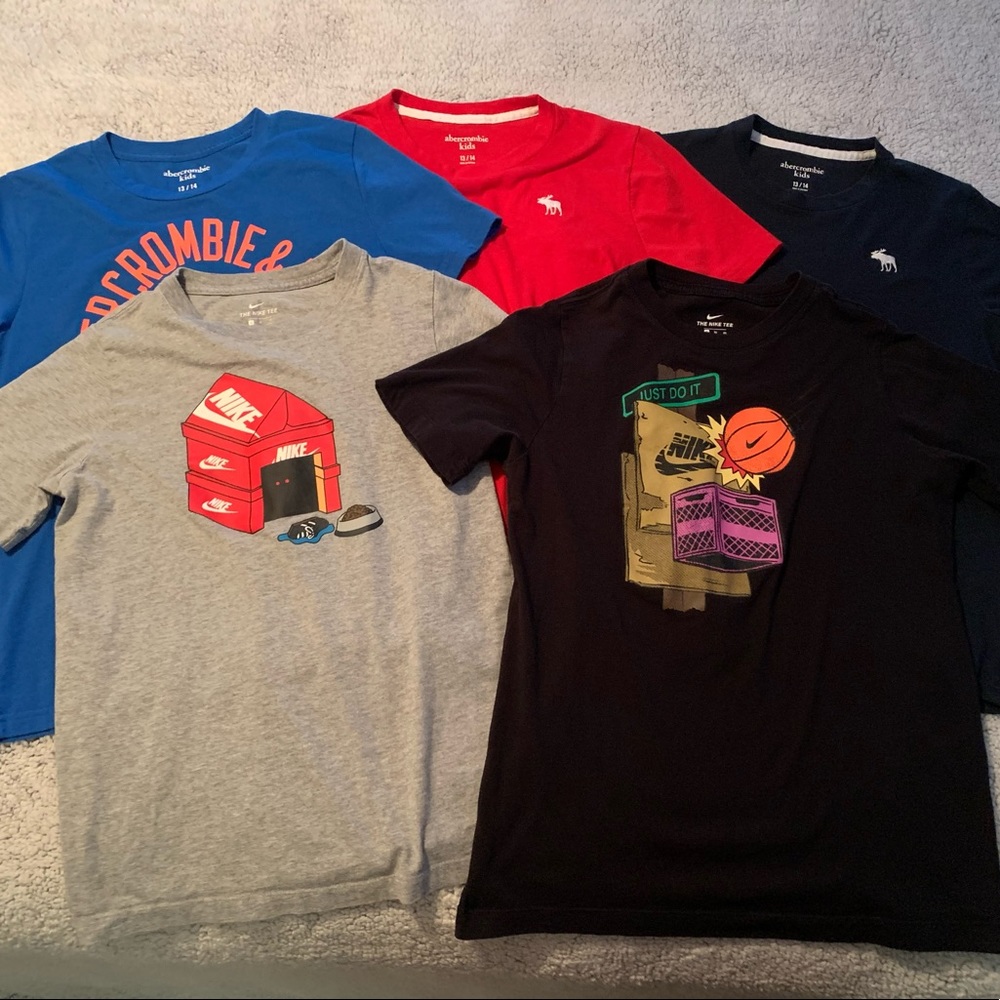 Lot of 5 Boy’s tees - Nike & Abercrombie